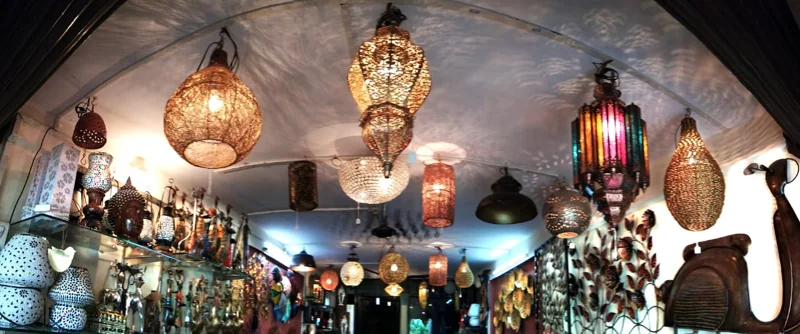 Decorative lighting and home accents inside the Prezen Decors store
